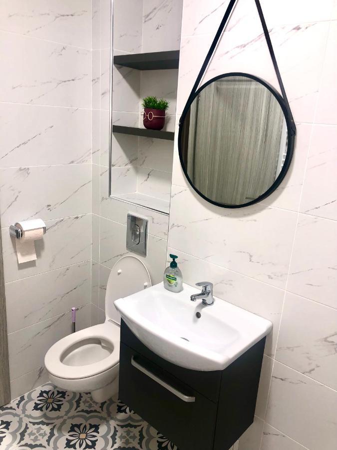 Holiday Apartments Galaţi Εξωτερικό φωτογραφία